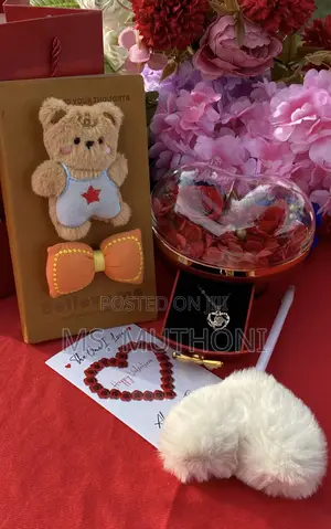 Believe Me Valentines Ladies Gift Set * *