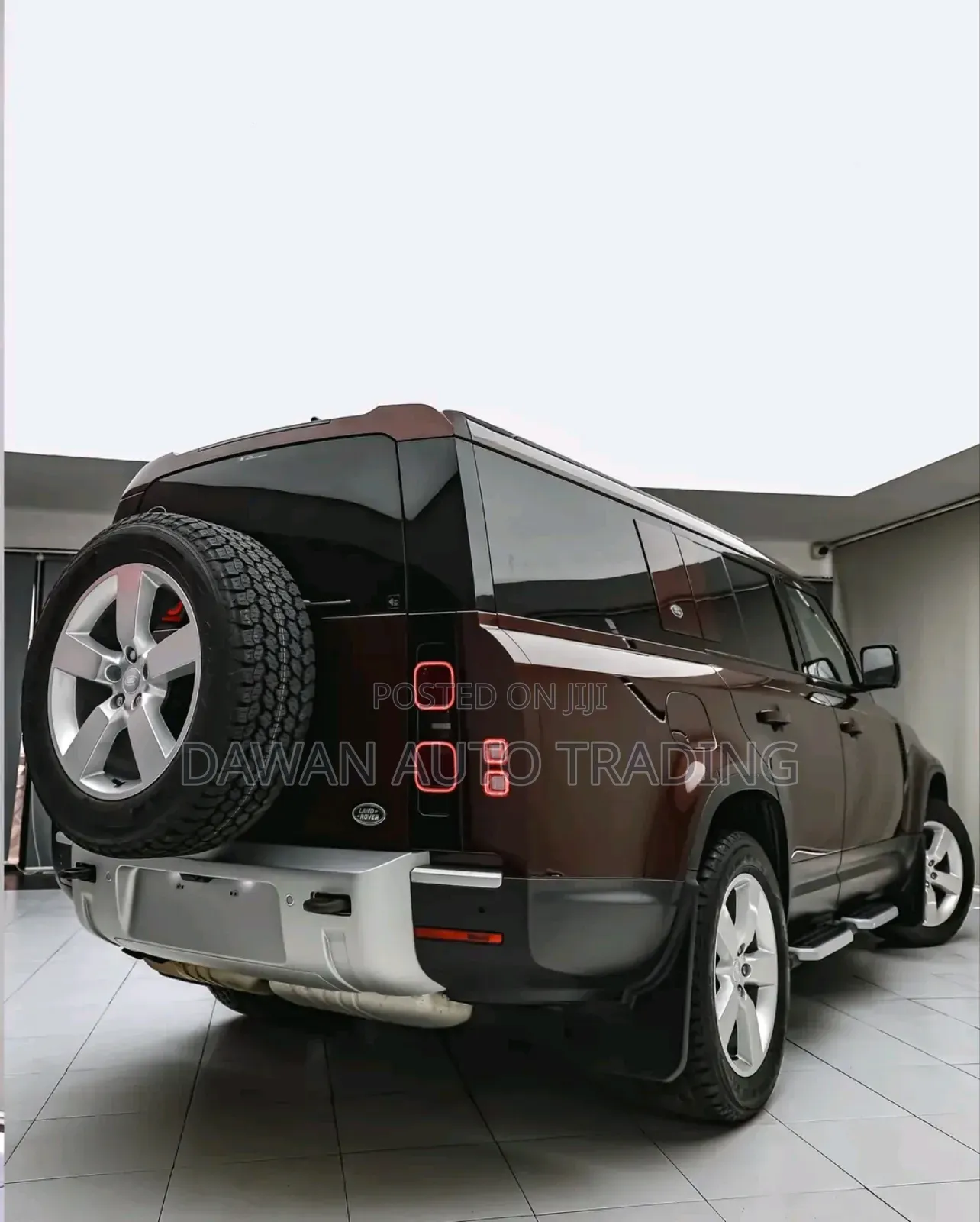 Land Rover Defender 2022 Red