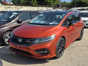 Honda Jade 1.5 Hybrid 2019 Orange