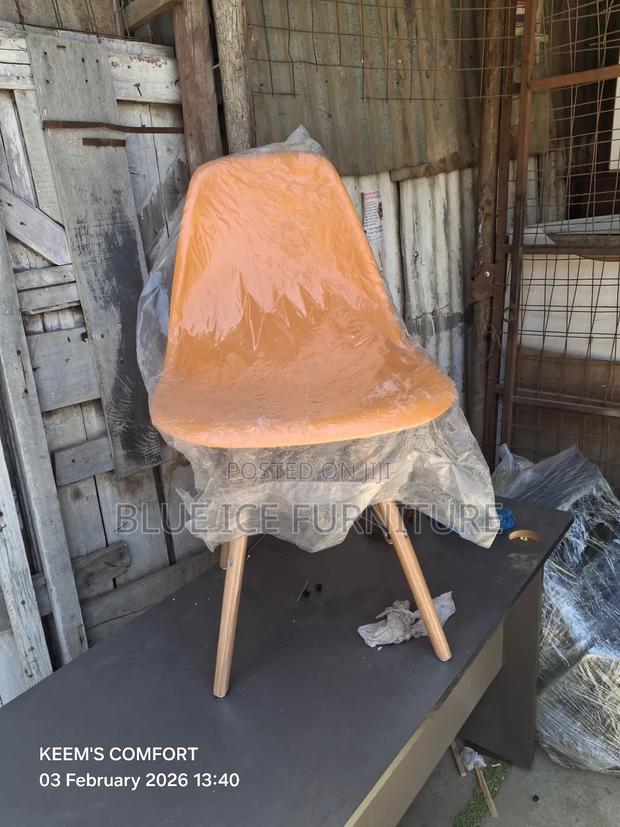 Orange Eames Chair - main view