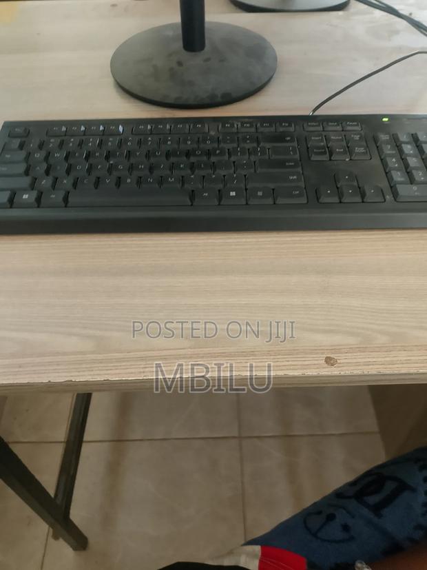 Computer Monitors - thumbnail 3