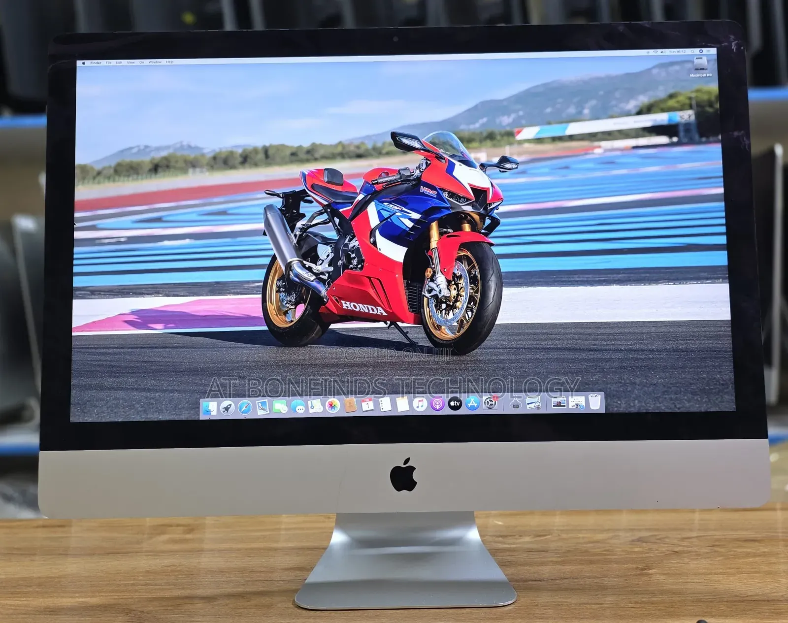 Desktop Computer Apple iMac 16GB Intel Core I5 SSD 256GB