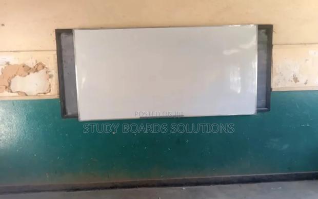 Classroom Wallmounted Magnetic Whiteboard 8ftx4ft - main view