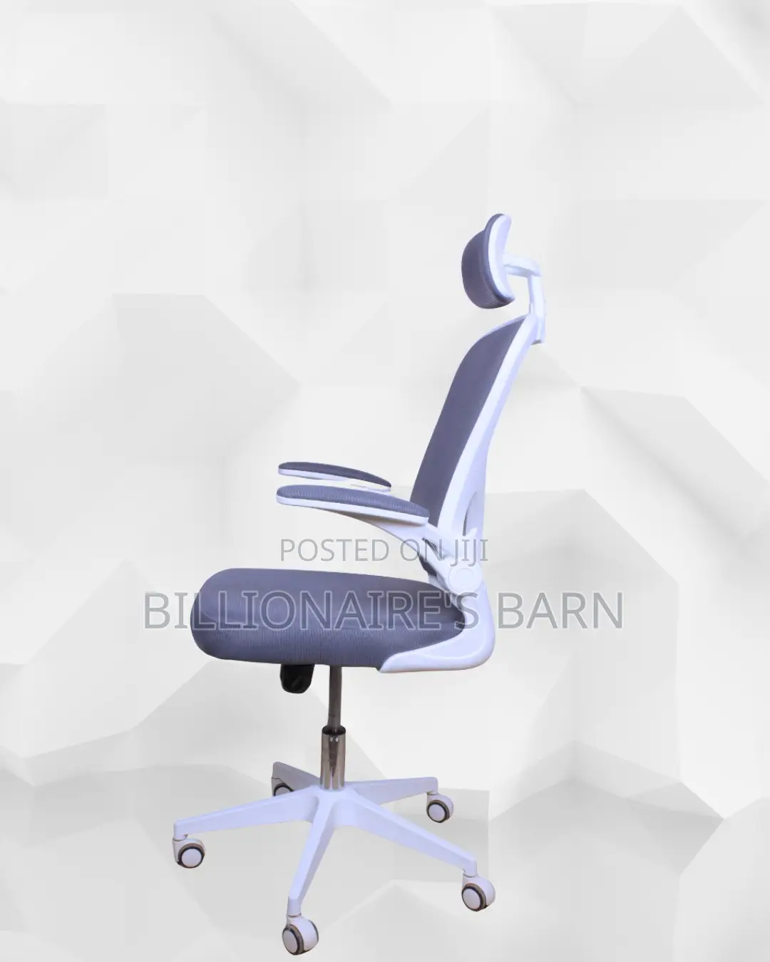 Adjustable Headrest Work Chair • Workday Comfort, Headrest Support