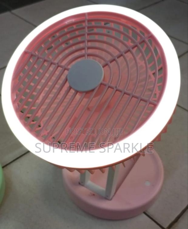 Foldable Rechargeable Fan With an Led Ring Light. - thumbnail 2