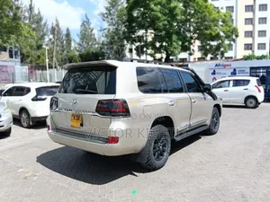 Toyota Land Cruiser 2008 Beige