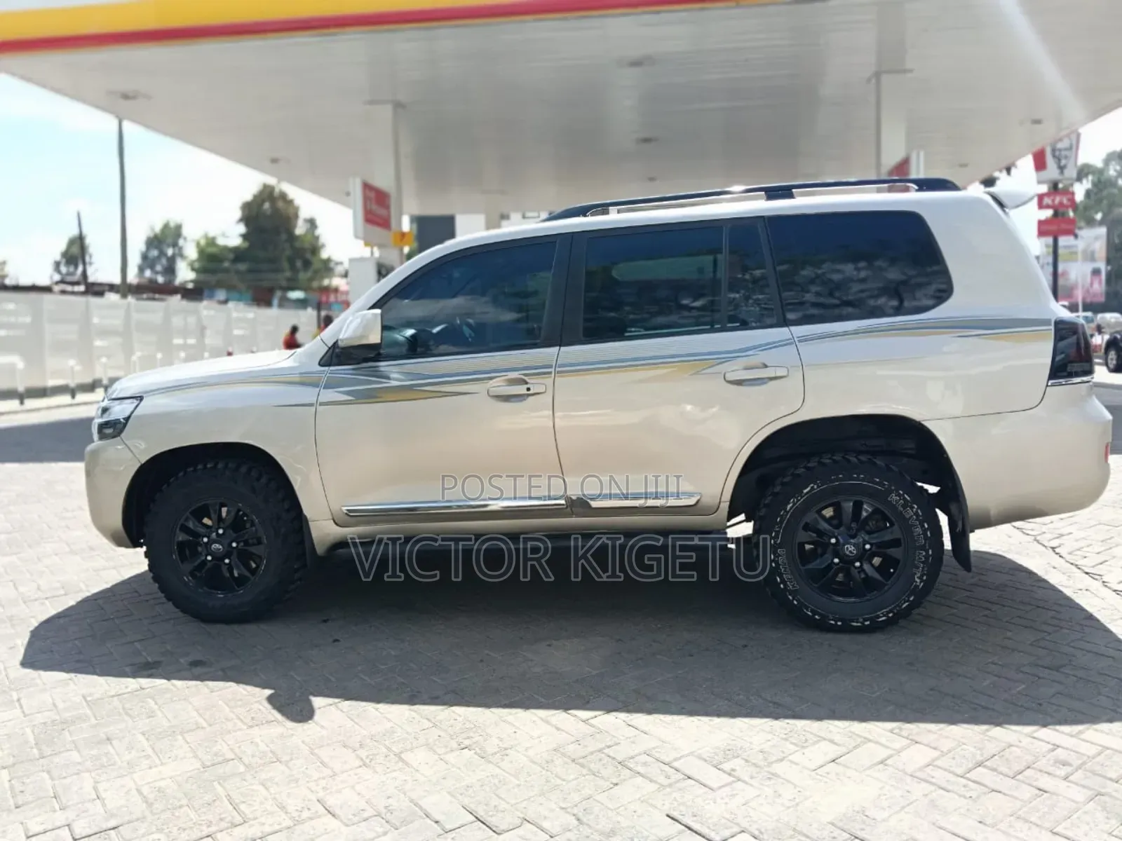 Toyota Land Cruiser 2008 Beige