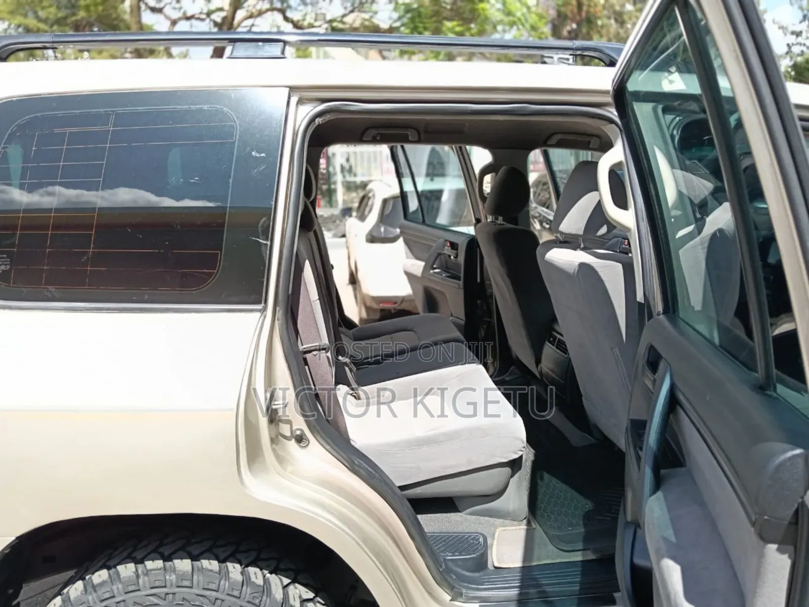 Toyota Land Cruiser 2008 Beige