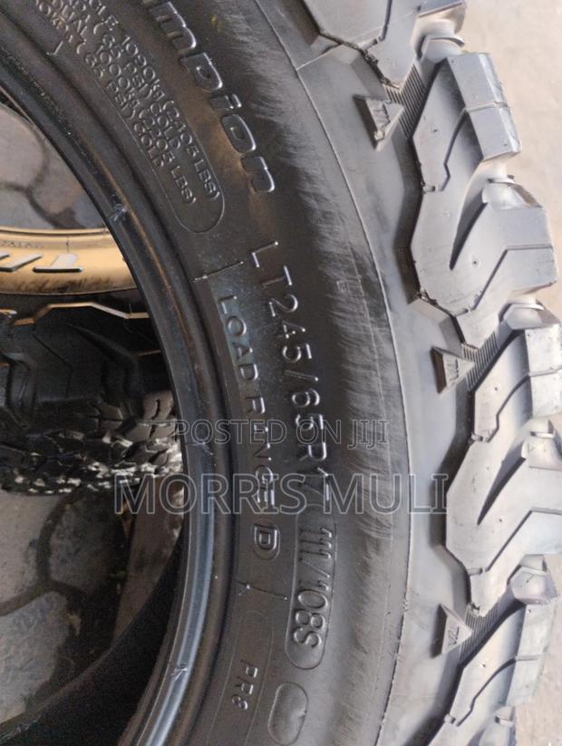 245/65r17 Bf Goodrich - thumbnail 7