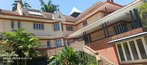 4bdrm Townhouse/Terrace in Muthaiga Estate for sale
