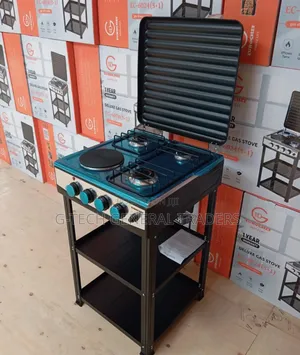 Eurochef 3gas+1hotplate 50*55 Cooker With Shelves