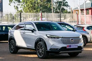 Honda Vezel 1.5 Hybrid 2WD 2021 White