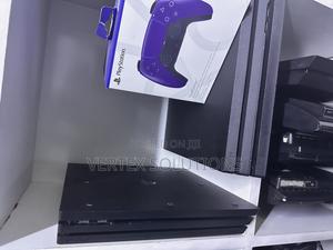 Play Station 4 Pro - thumbnail 2