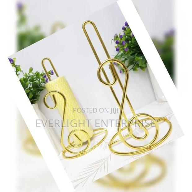 Tissue Holder Gold - main view