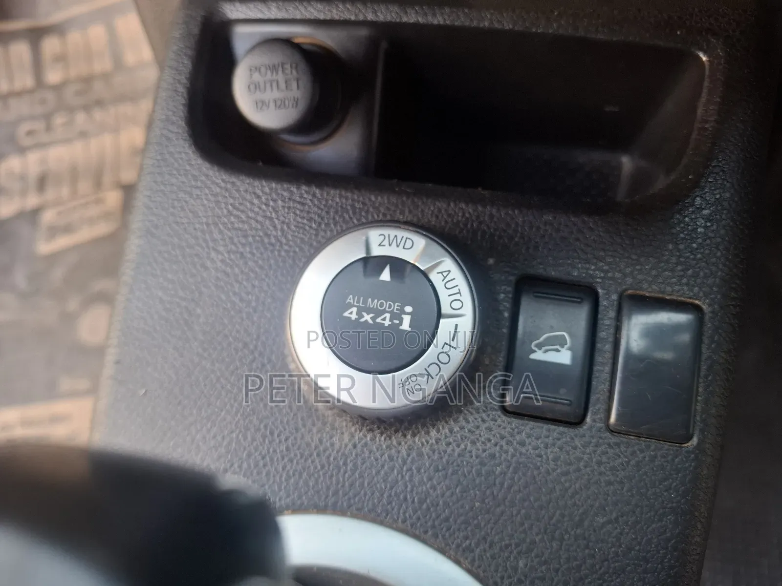 Nissan X-Trail 2.0 Petrol AWD 2013 Silver