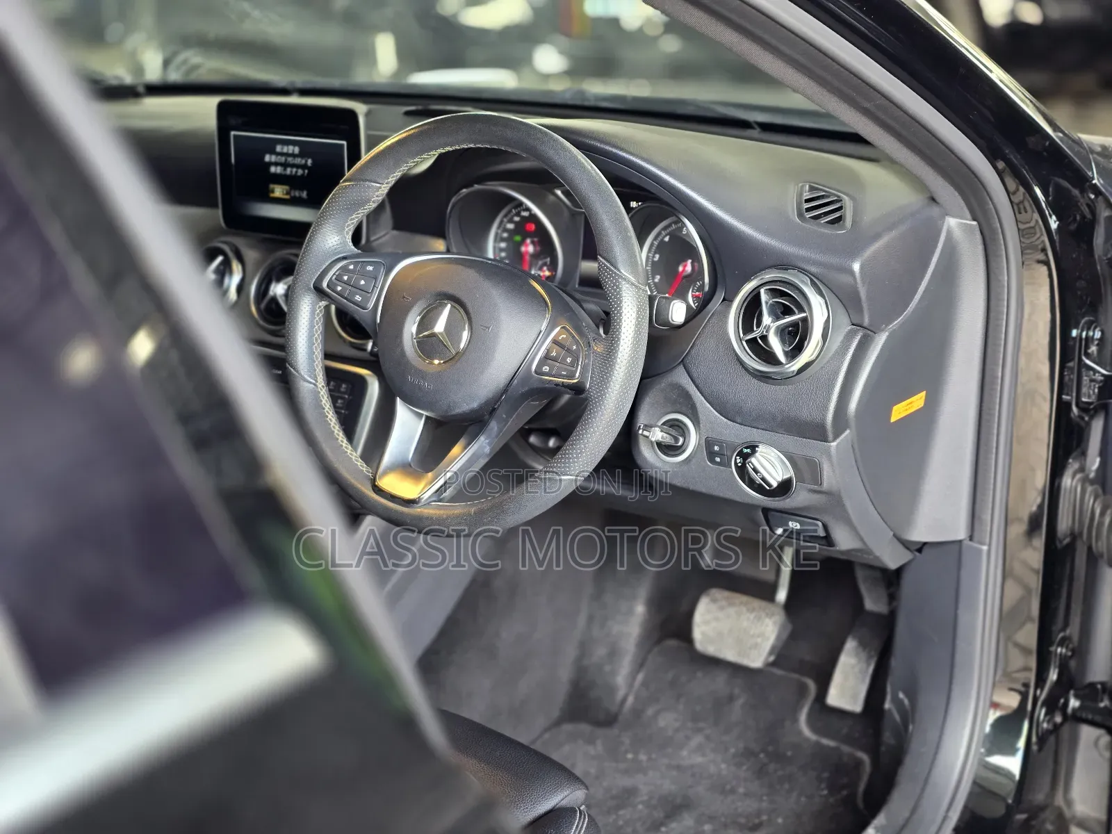 Mercedes-Benz GLA-Class 2019 Black