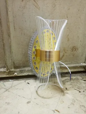 Modern 3 Colour Hourglass-Shaped Acrylic Led Wall Bracket Light