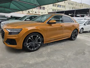Audi Q8 3.0T Premium AWD quattro 2019 Gold