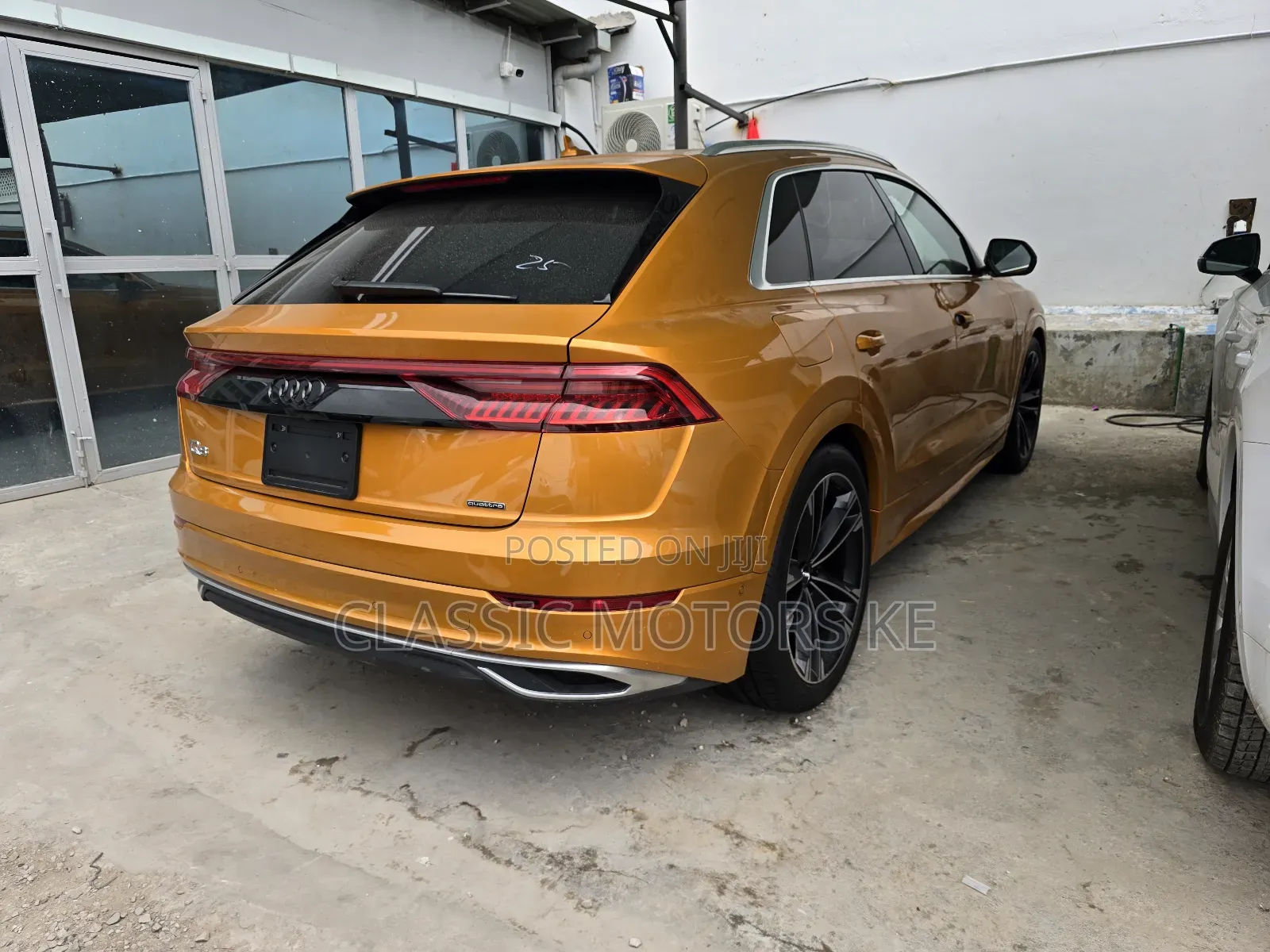 Audi Q8 3.0T Premium AWD quattro 2019 Gold
