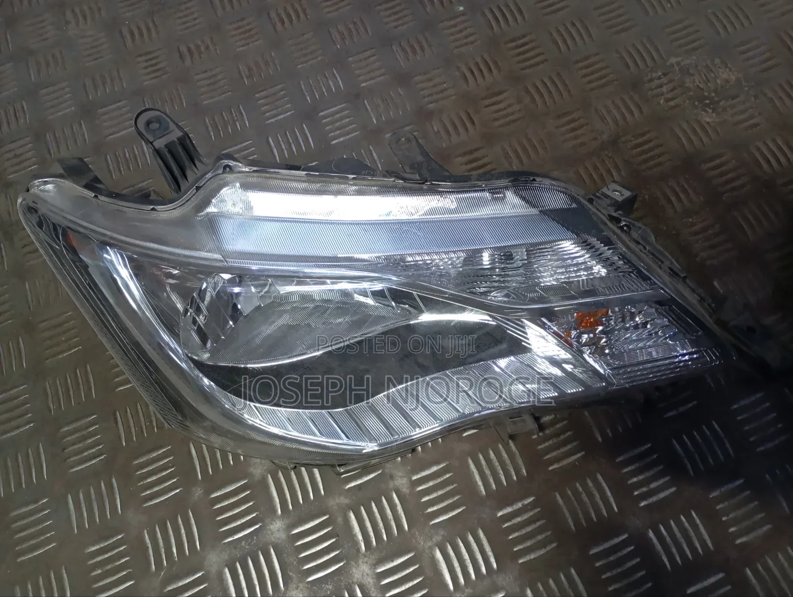 Fielder 161 Headlight Non Zenon