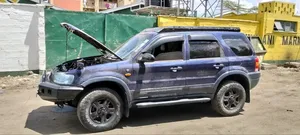 Ford Escape 2005 Roof Rack