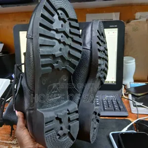 Patrol Damp Conditions Boots for Guards