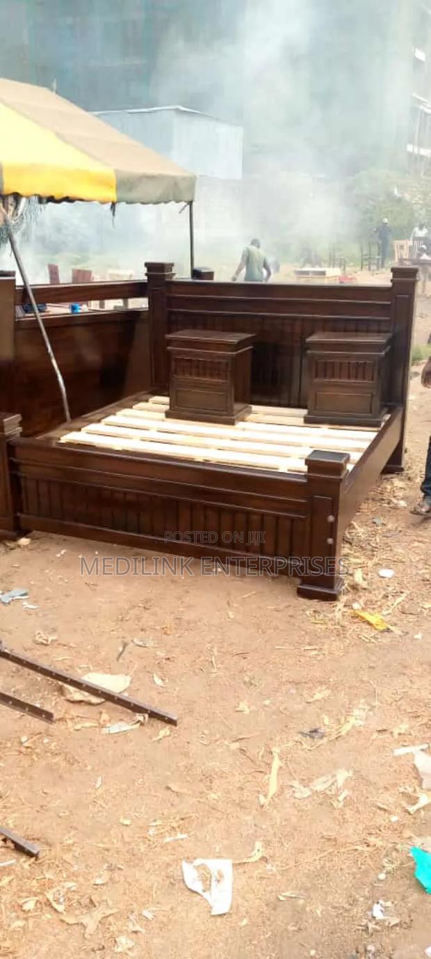 Walnut Creek Mahogany 5*6 Wooden Beds