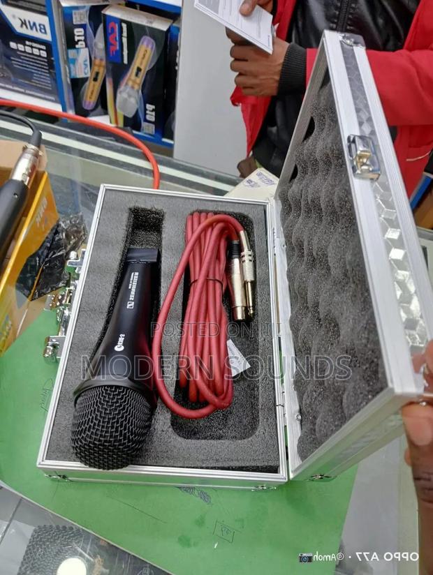 Sennheiser Dynamic Microphone - main view