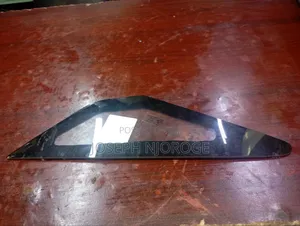 Nissan Note E12 Quarter Glass