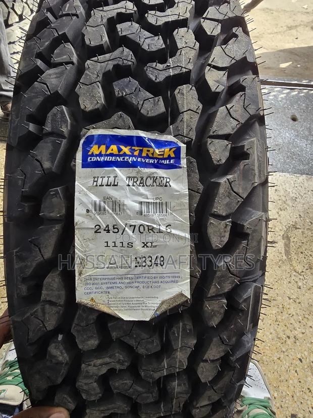 245/70r16 Maxtrek Tyre A/T
