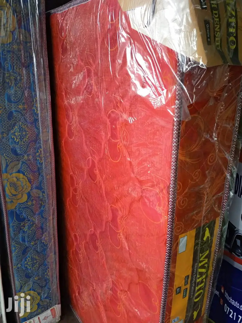 Queen Size(5 X 6) 8 Inch High Density Quilted Mattresses.