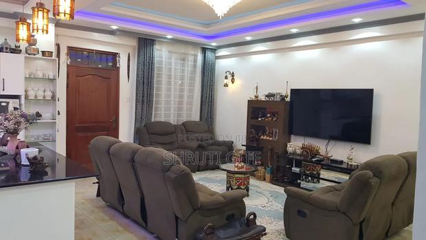 4bdrm Apartment in Parklands/Highridge for sale