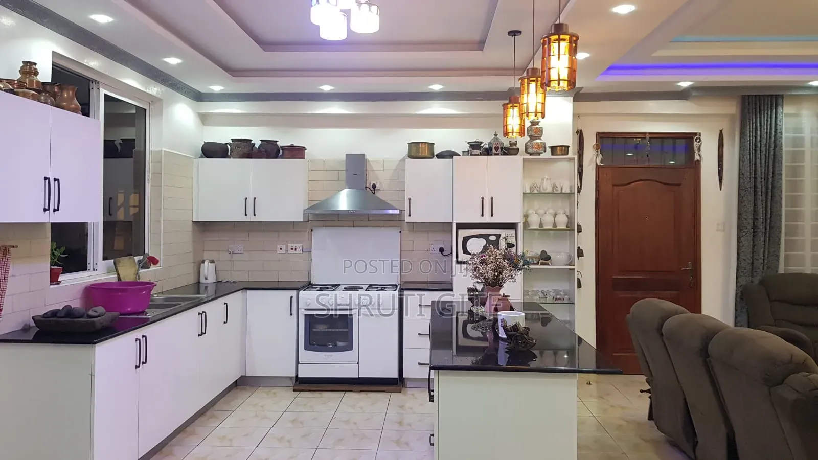 4bdrm Apartment in Parklands/Highridge for sale