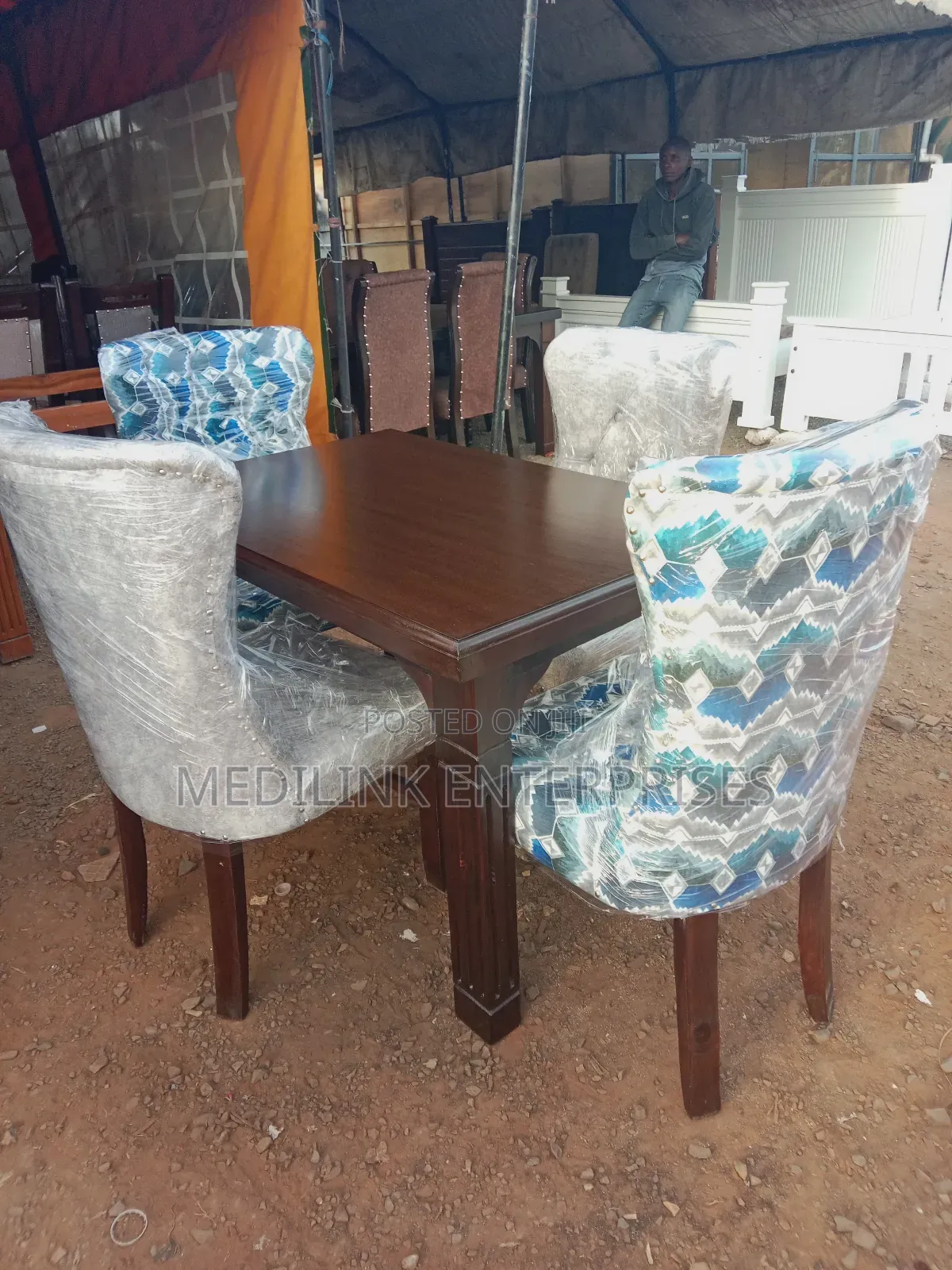 4-Seater Mix Dinning Set