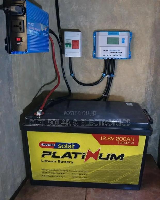 1500w Inverter - 200ah Lithium Battery - 40a MPPT Charge Controller - main view