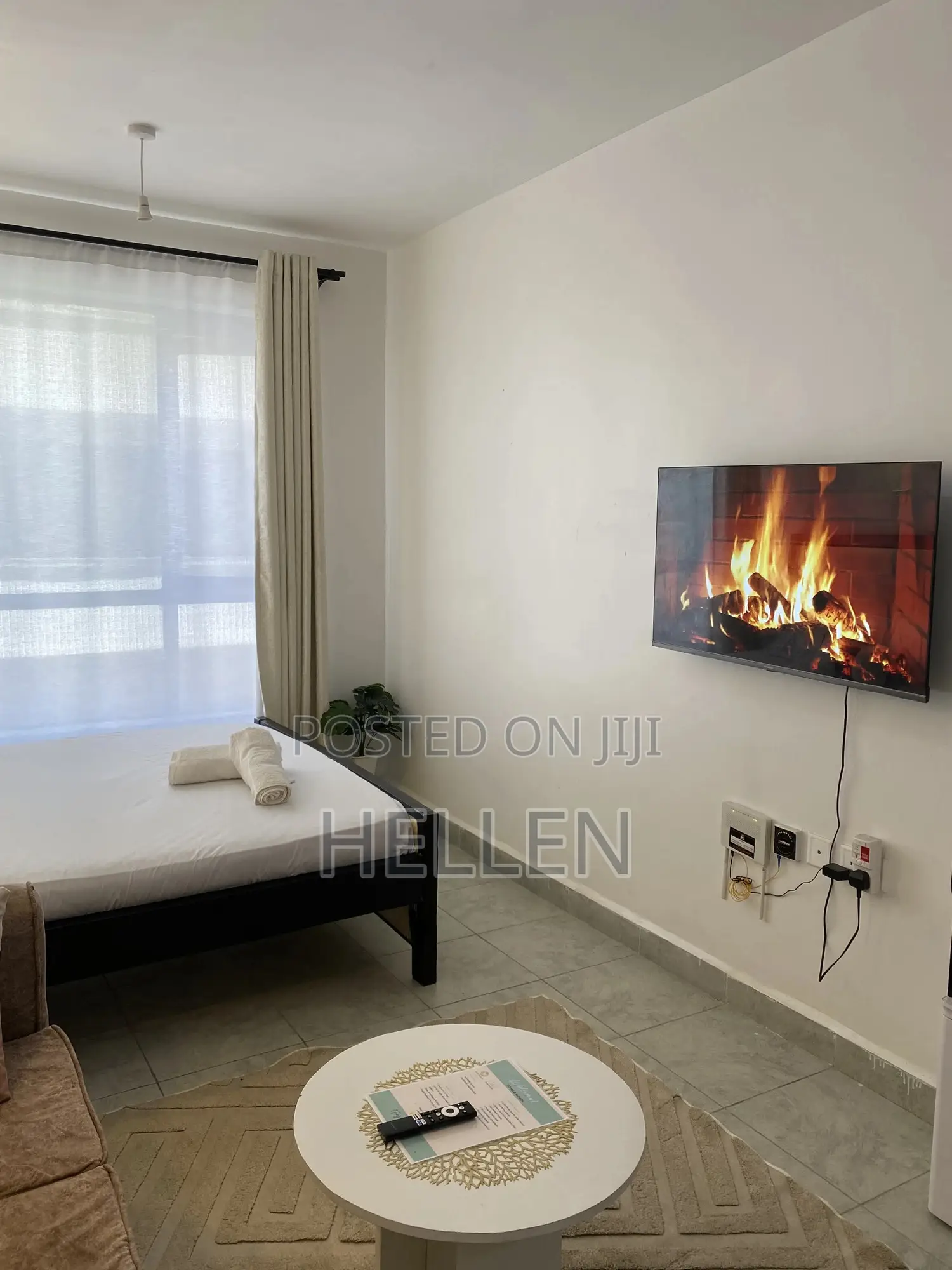 Fully Furnished Studio With Wifi, Netflix Free Parking