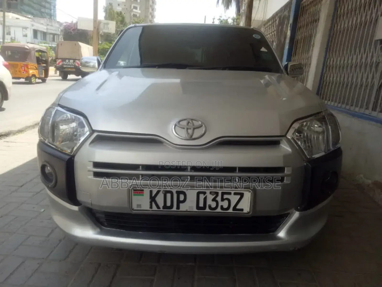 Toyota Probox 1.5 DX Comfort 2WD 2018 Silver