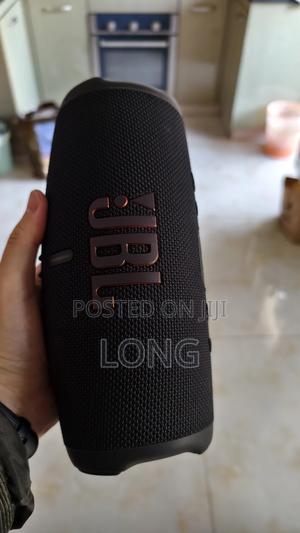 JBL Charge 5