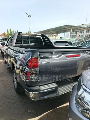Toyota Hilux 2.4 Diesel 2020 Gray