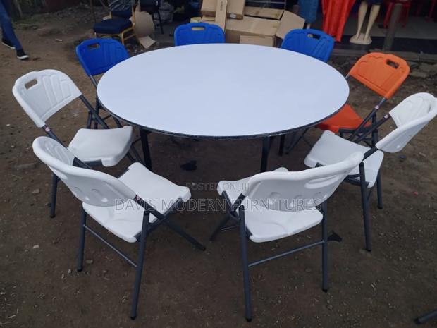 Round Folding Table