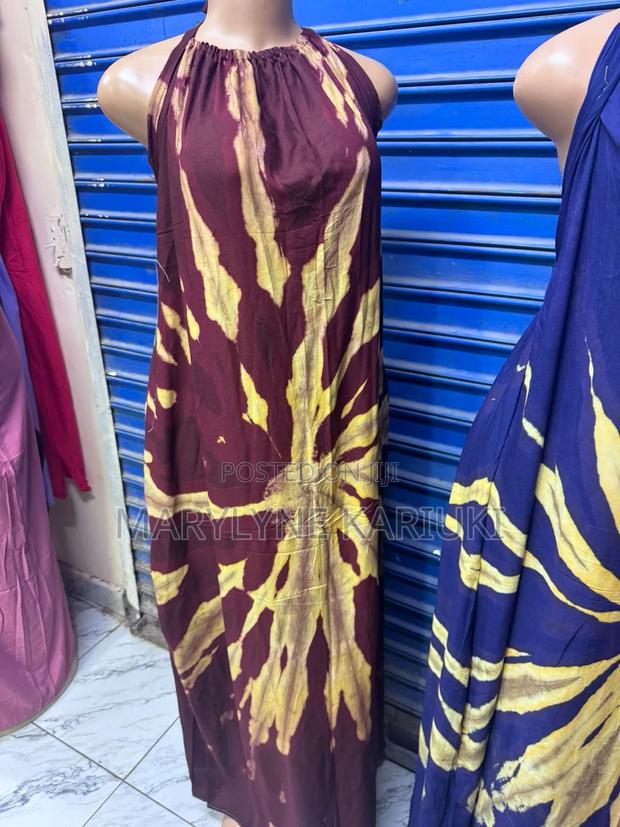 Backless Dera - thumbnail 6