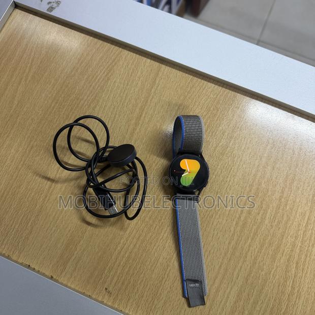 Samsung Watch 5 40mm Clean Used