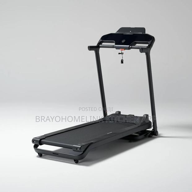 Treadmill Comes With 2pcs Neoprine Dumbells 1kg Each, Massage Belt