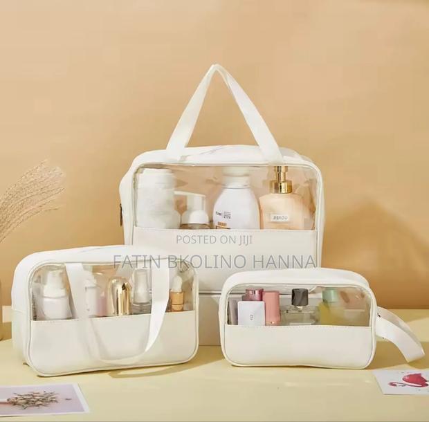 Cosmetic / Washbag - main view
