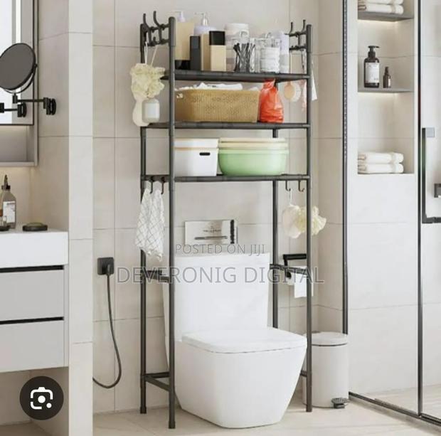 Yh6608a Detachanle Metallic 3 Layer Toilet Rack With Hooks - thumbnail 2