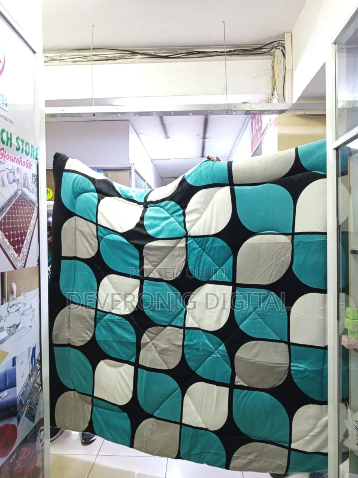 Single Woolen Duvets*
Size 5*6