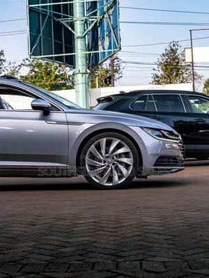 Volkswagen Arteon 2.0T SEL FWD 2019 Silver