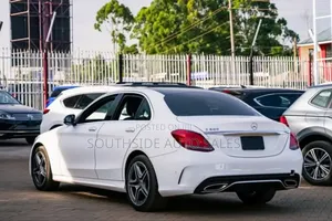 Mercedes-Benz C200 2018 White