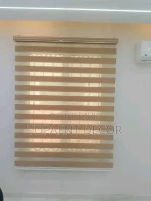 Beige Easy To Turn Cords Horizontal Office Window Blinds