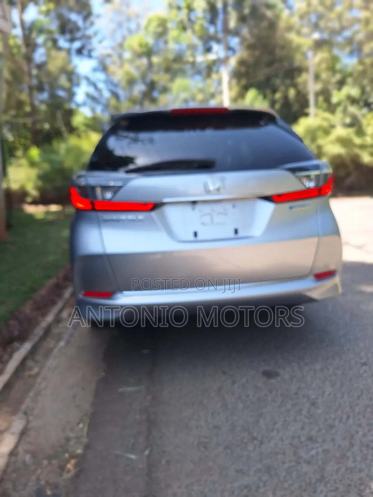 Honda Fit Shuttle 1.5 Hybrid 2WD 2019 Silver